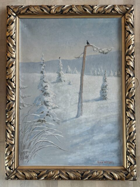 Vakkert vinterlandskap - maleri på lerret signert Hans Weholt, bonde og maler fra Ringerike (1893-1962). Nydelig, kraftig gullramme med mål 68 x 92 cm. Pris: 3000 kr + 5 % kunstavgift BKH. Kjøpe nå med Vipps? Send melding. Maleriet må hentes, sendes ikke.