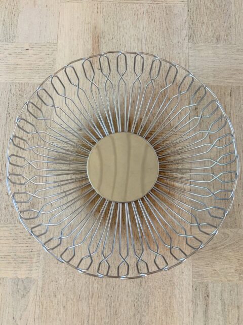 *SOLGT* Georg Jensens Alfredo brød-/fruktkurv i rustfritt stål, stor størrelse Ø 26 cm, H 8 cm. 499 kr. Kjøpe nå med Vipps? Send melding. Helgeåpent lørdag og søndag 12-16.