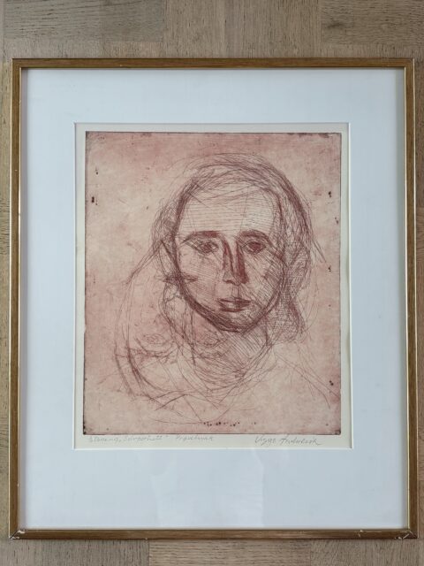 Selvportrett signert Viggo Aadnevik (1944-2019, norsk kunstmaler og grafiker. Etsning, prøvetrykk, i glass og gullfarget ramme med mål 50 x 59 cm. Pris: 1950 kr. Kjøpe nå med Vipps? Send melding. Må hentes, sendes ikke.